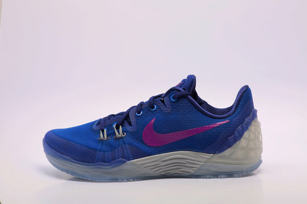 NIKE ZOOM KOBE VENOMENON 5