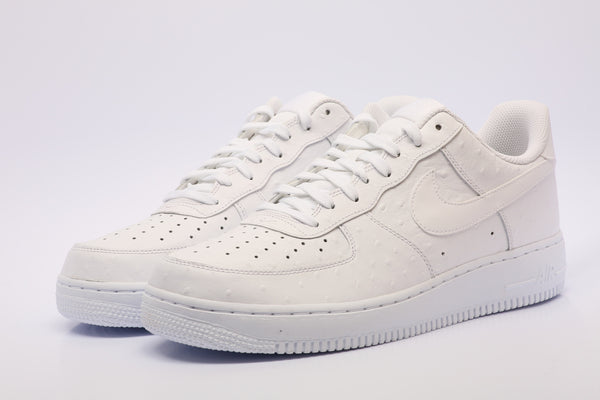 Men's Nike Air Force 1 '07 LV8