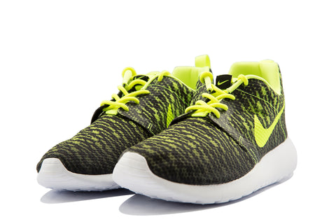 NIKE ROSHERUN ONE FLIGHT WEIGHT VOLT BLK PRESCHOOL (MAY)