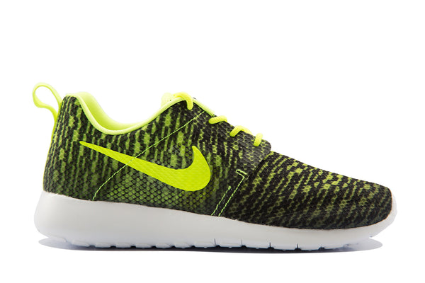 NIKE ROSHERUN ONE FLIGHT WEIGHT VOLT BLK PRESCHOOL (MAY)